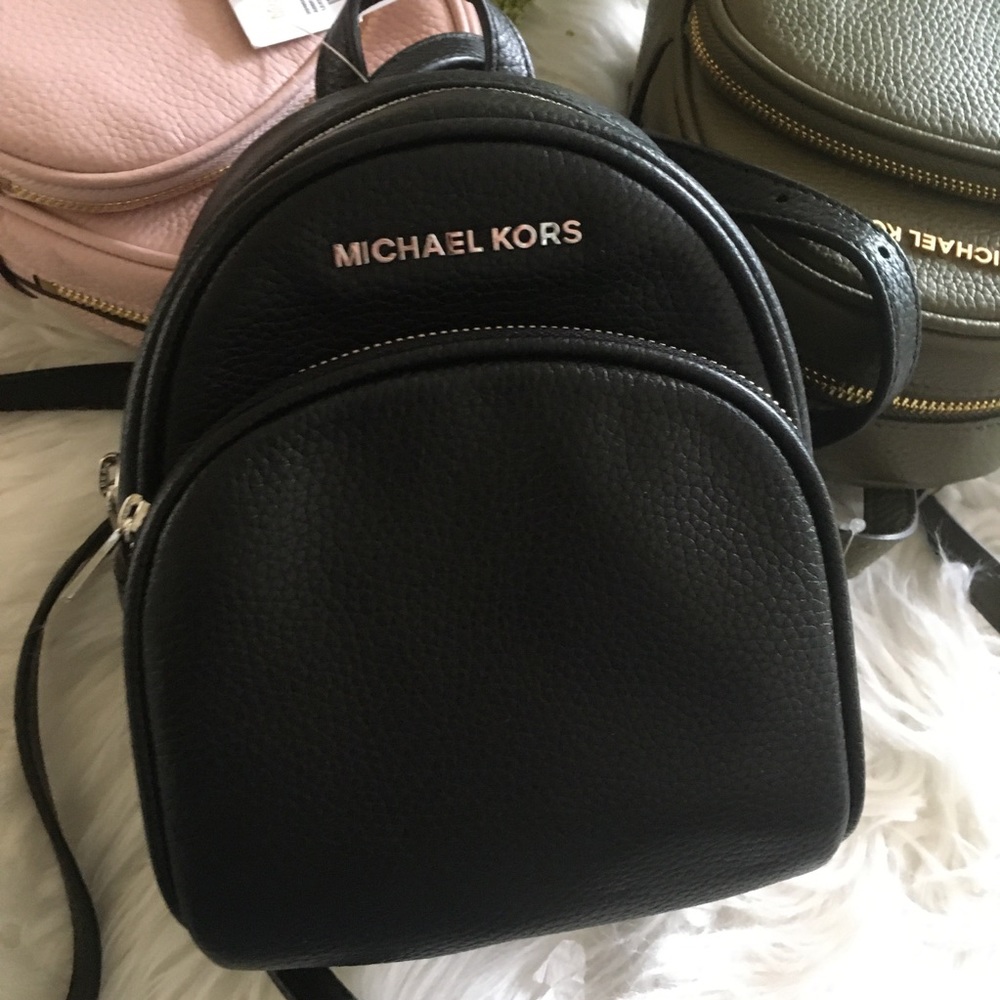 Final sale✨Michael Kors mini xs backpack Xbody - Picture 8 of 8